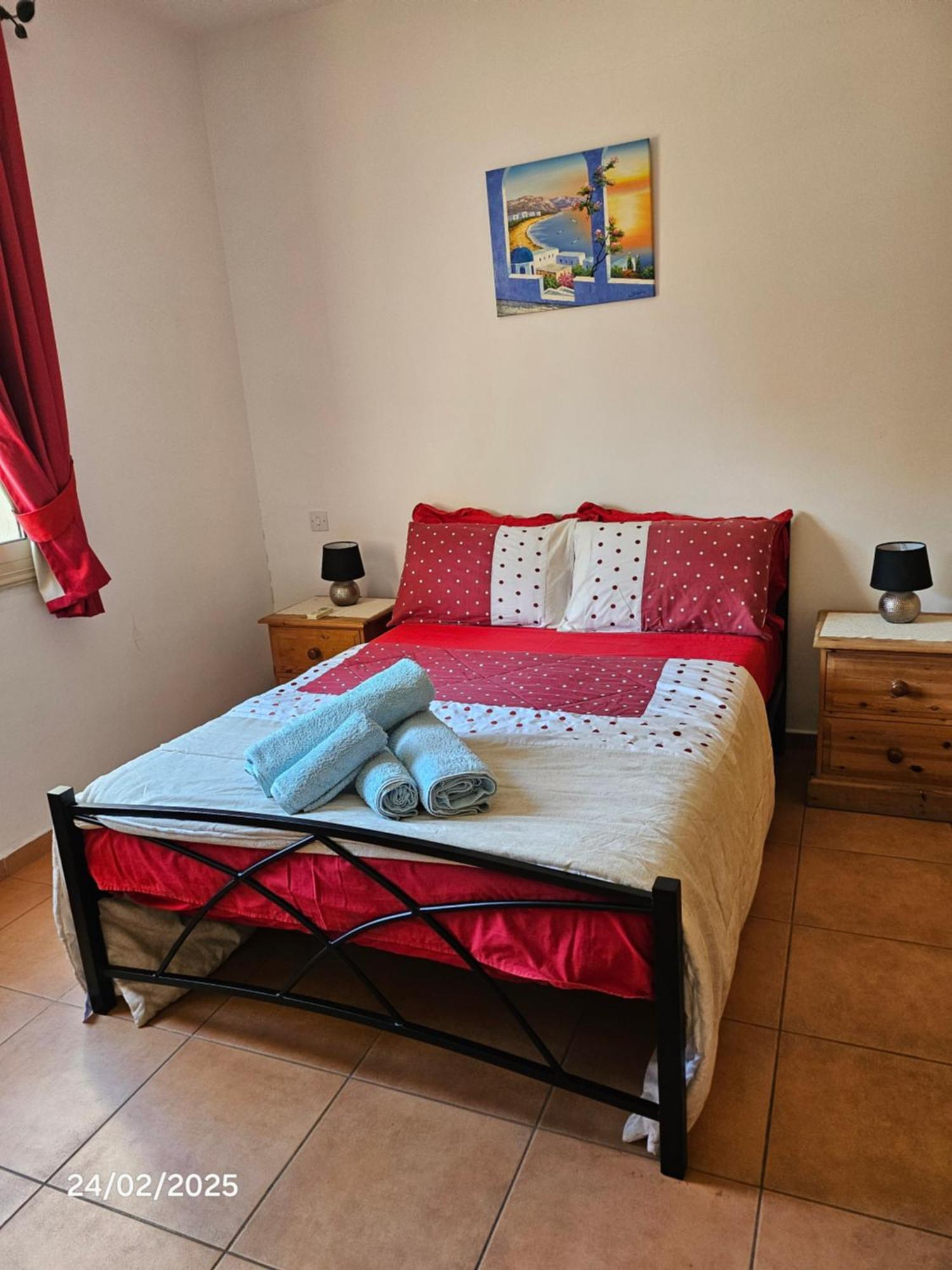 Paphos Holiday Home Luaran gambar